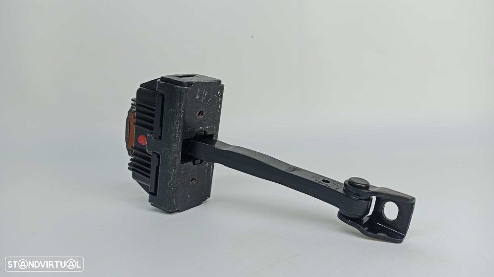 RETENTOR DA PORTA DIANTEIRA DIREITA BMW SERIE 5 BERLINA (E60) 530D - 5