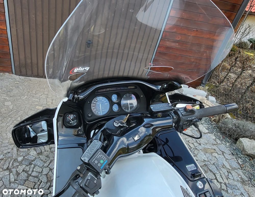 Honda ST - 4