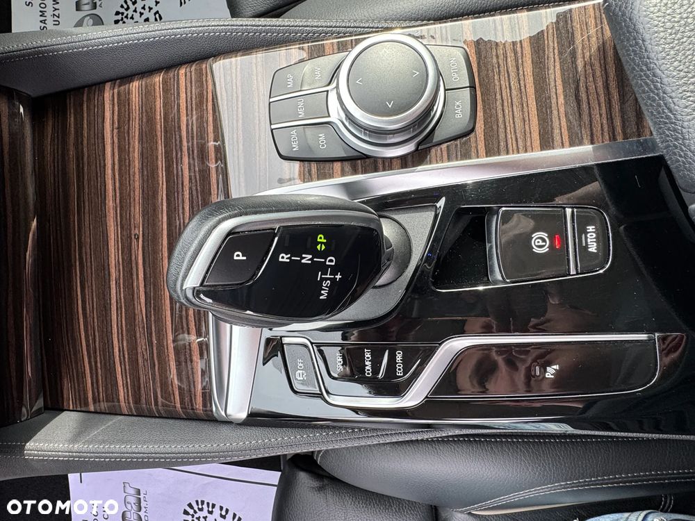 BMW Seria 5 520d xDrive Luxury Line - 26