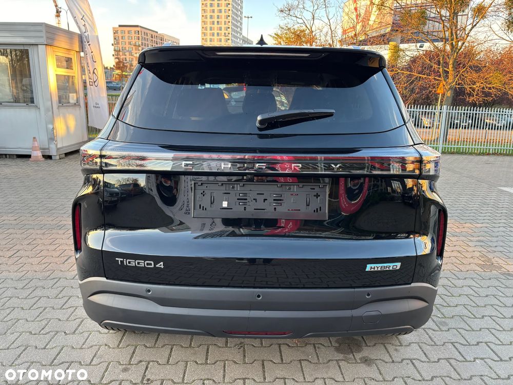 Chery Tiggo 4 1.5 T-GDI HEV Prestige DHT - 9