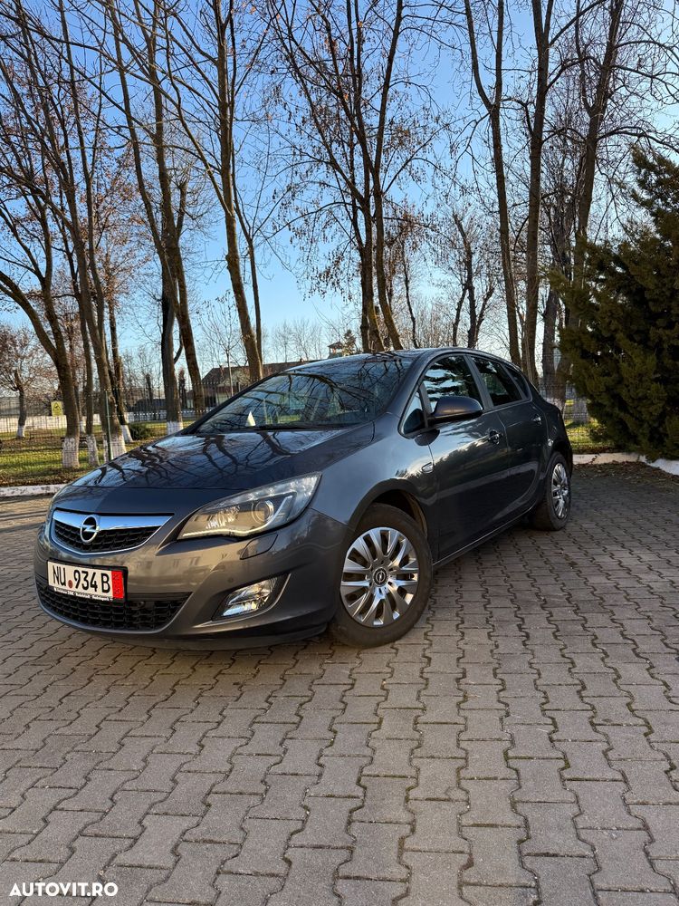 Opel Astra 1.7 CDTI DPF (119g) Edition - 1