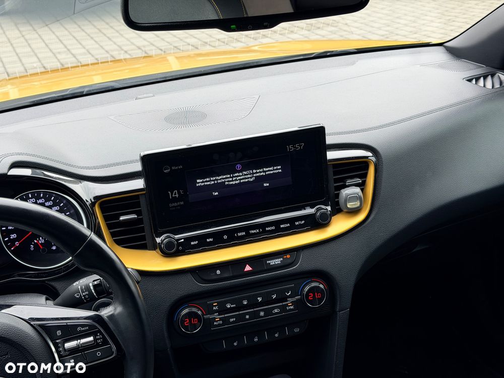 Kia XCeed 1.6 T-GDI L Business Line DCT - 18