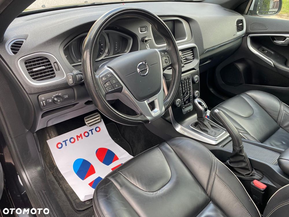 Volvo V40 D3 Geartronic RDesign - 7