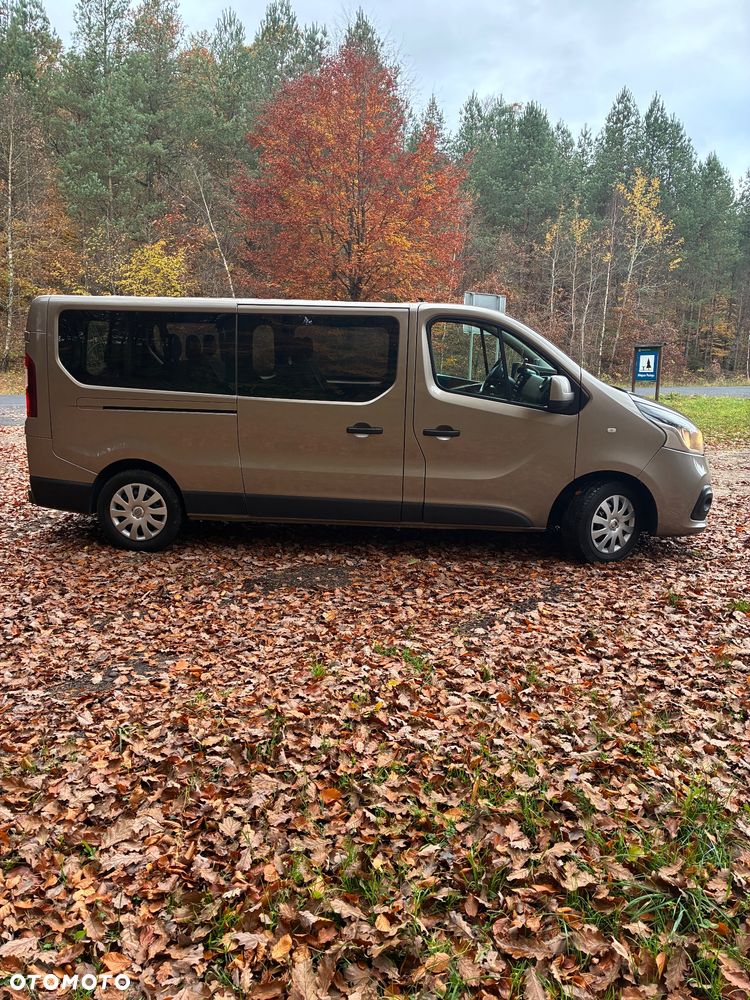 Renault Trafic 2016 photo 3