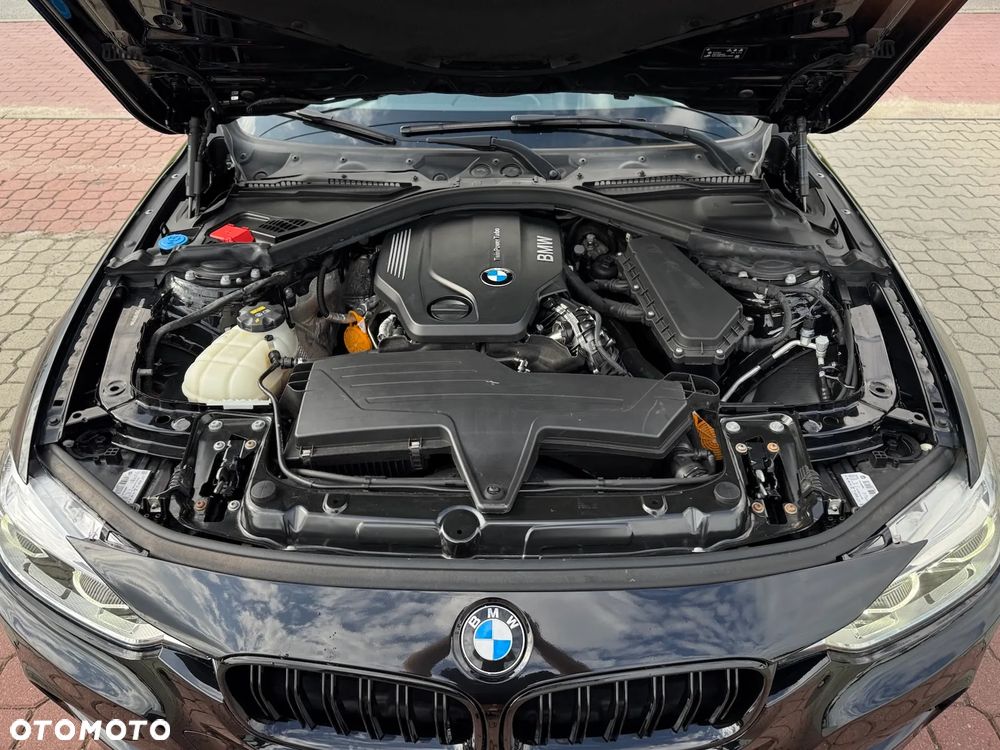 BMW Seria 3 - 12