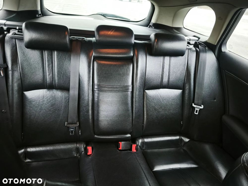 Toyota Avensis 2.0 D-4D Premium - 10