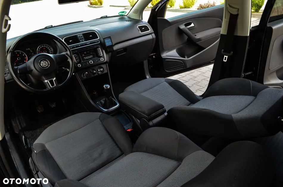 Volkswagen Polo 1.2 Comfortline - 33