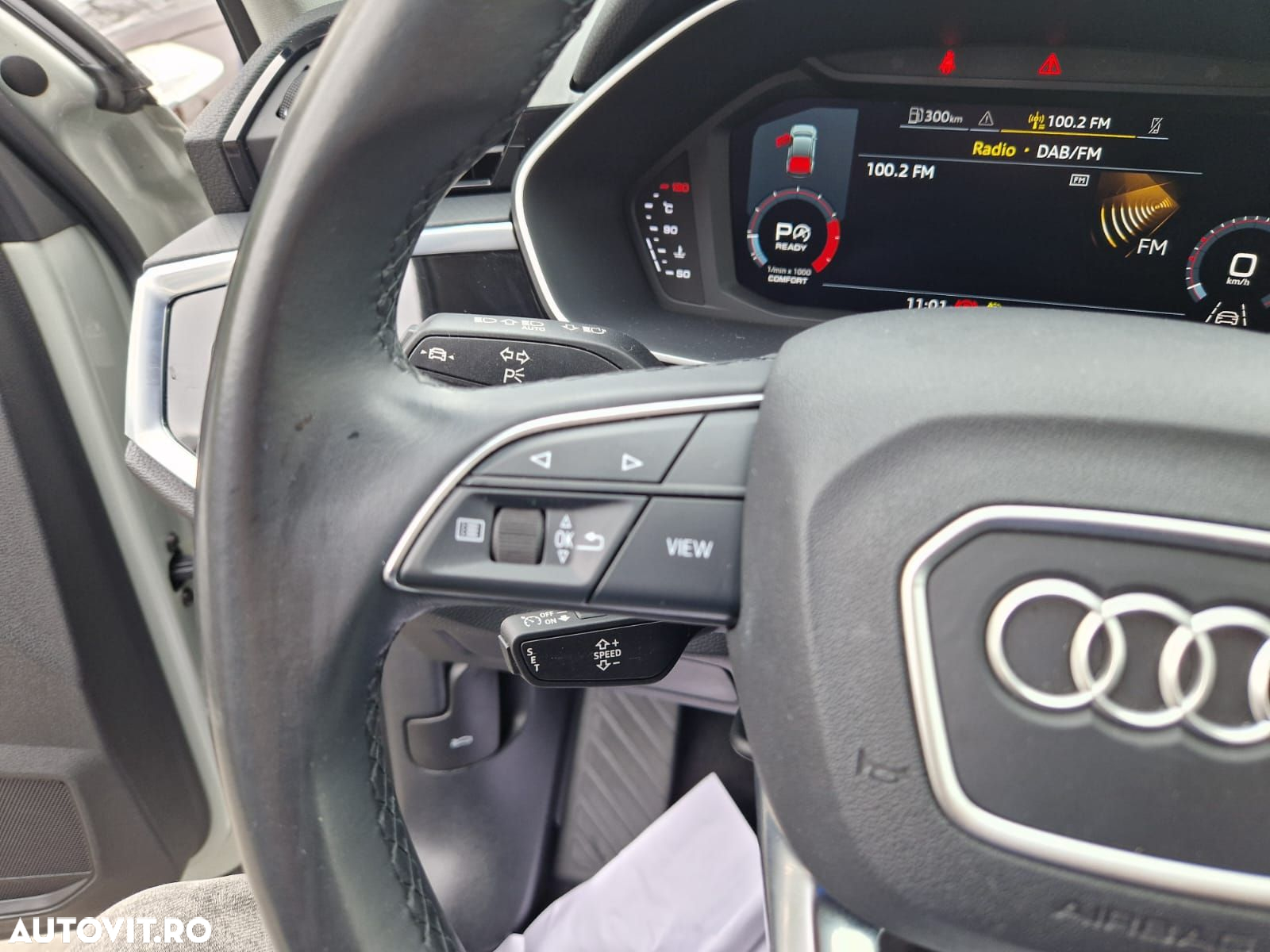 Audi Q3 2.0 40 TFSI S tronic quattro - 11