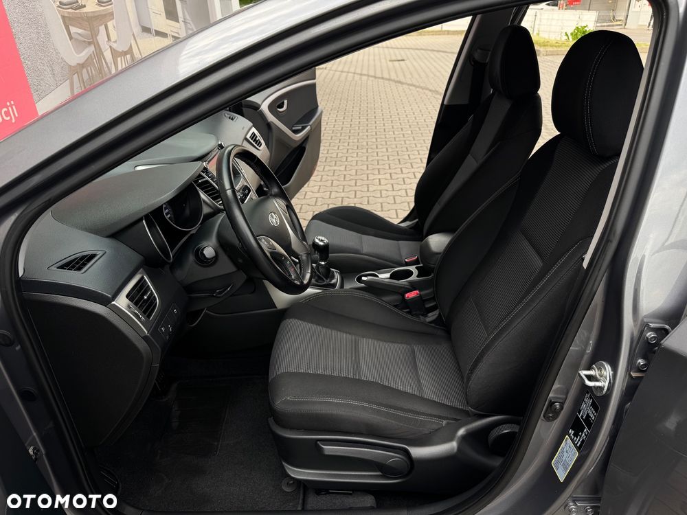 Hyundai i30 - 33