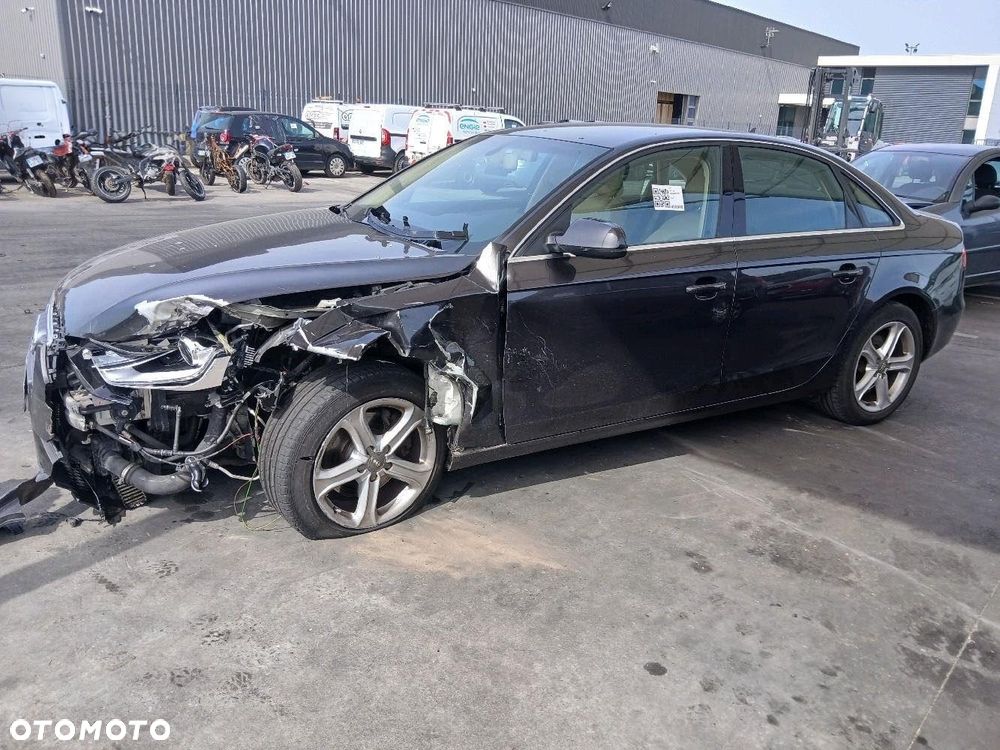 Audi A4 Limousine 2.0 TDI DPF multitronic Attraction - 10
