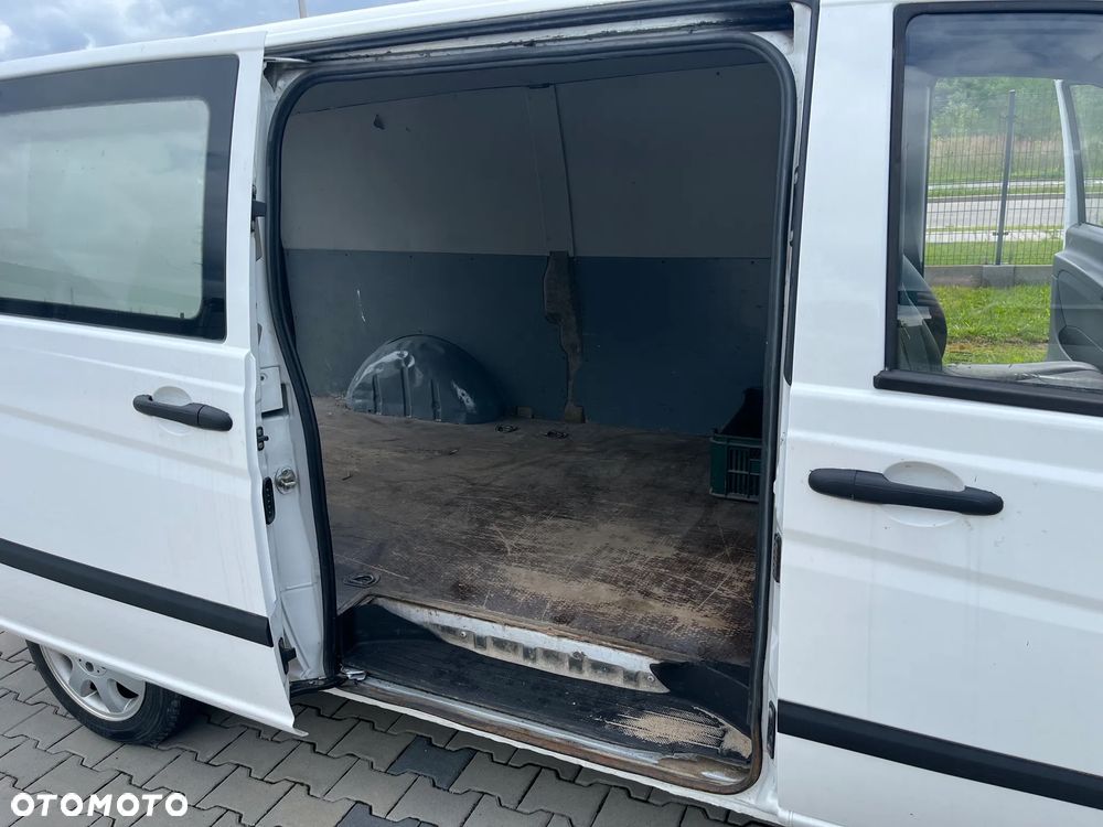 Mercedes-Benz Vito C639.605 - 12