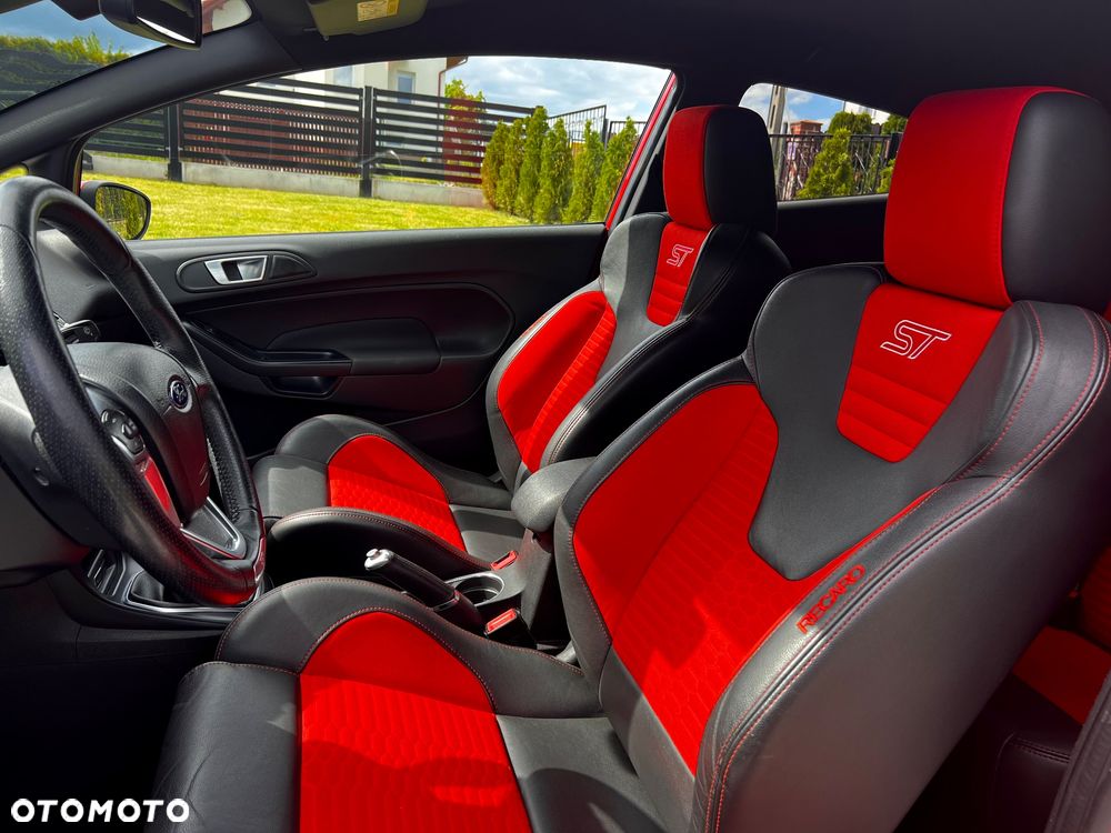Ford Fiesta ST2 - 7