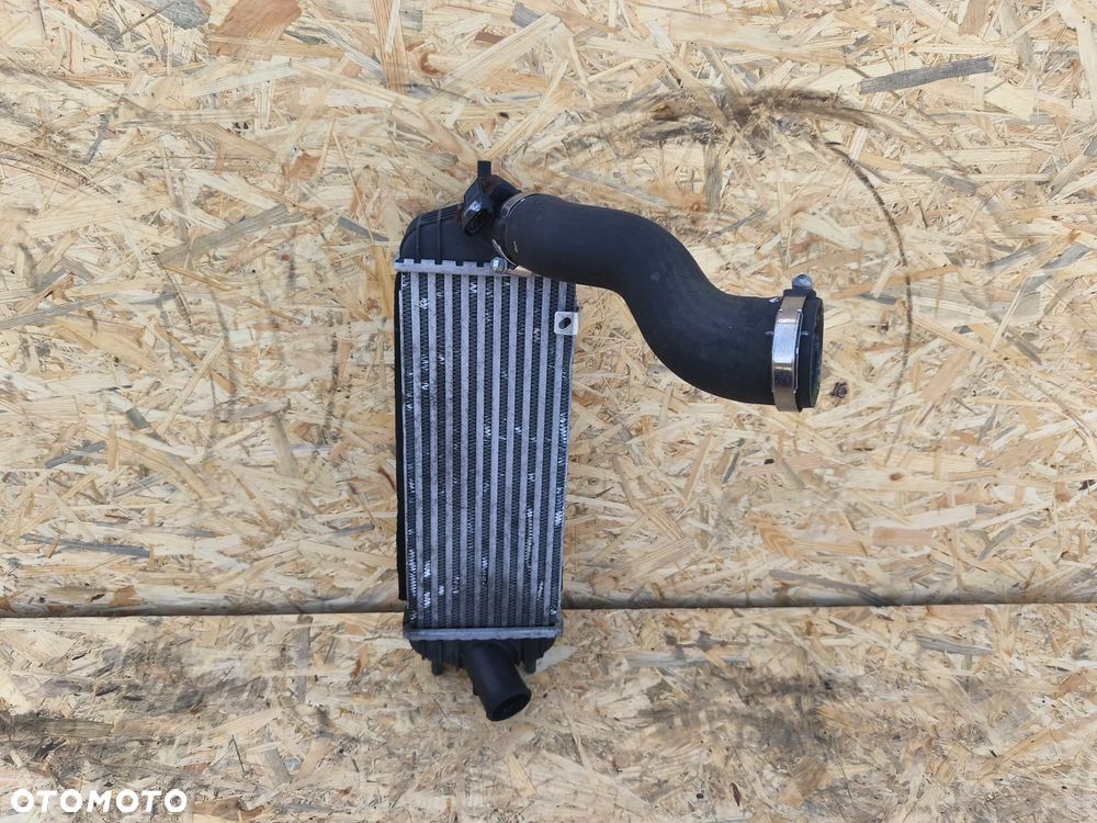 CHŁODNICA POWIETRZA INTERCOOLER 28270-2A850 HYUNDAI IX35 KIA SPORTAGE - 1