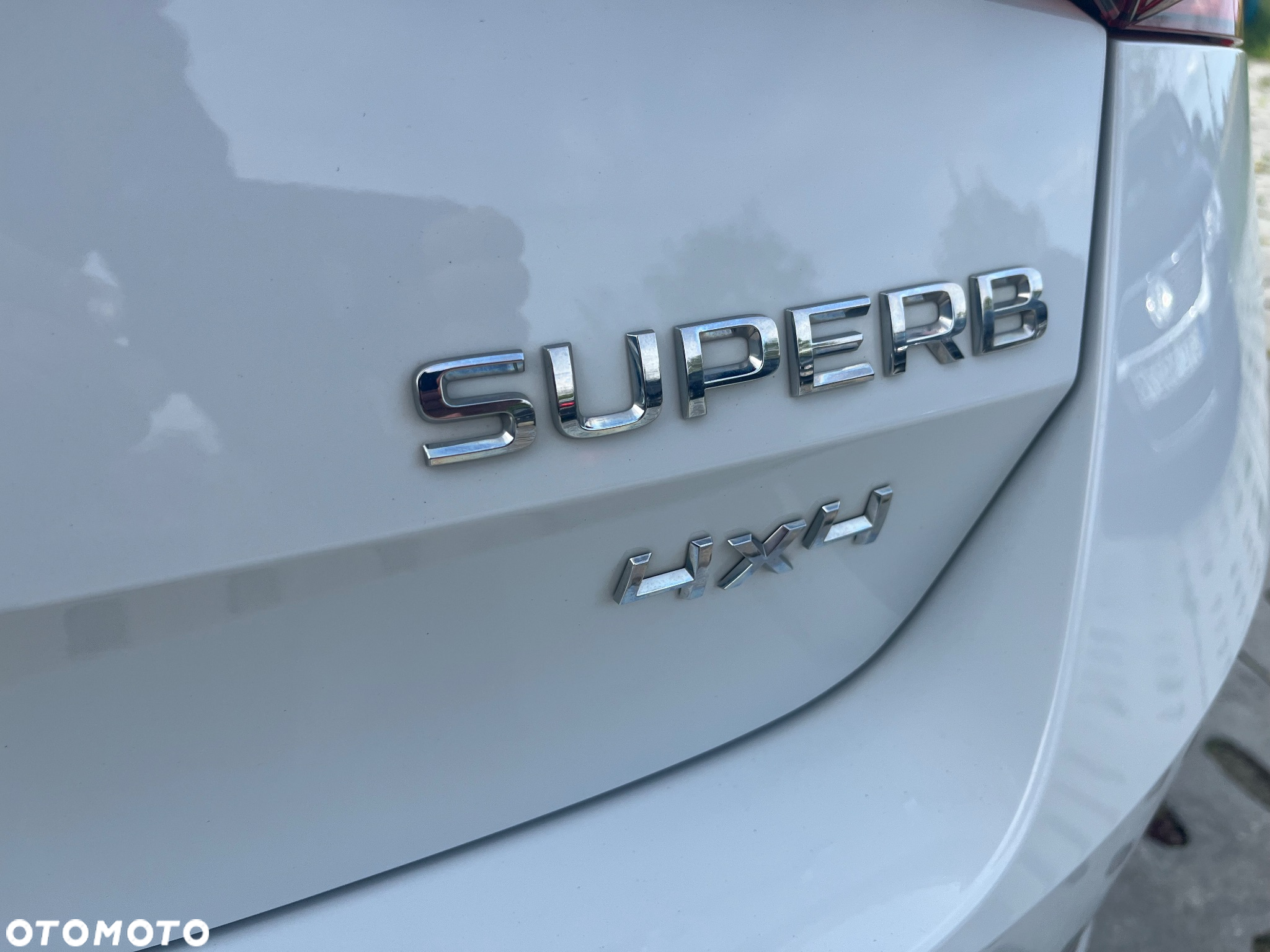 Skoda Superb 2.0 TDI 4x4 L&K DSG - 8