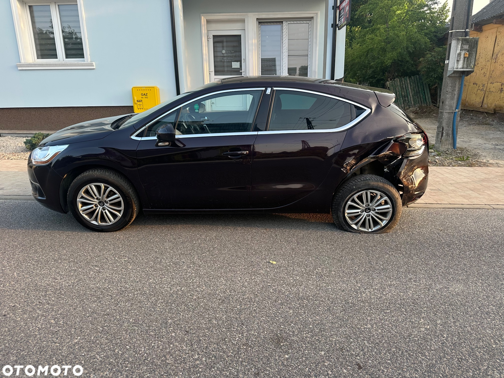 Citroën DS4 e-HDi 115 SoChic - 4