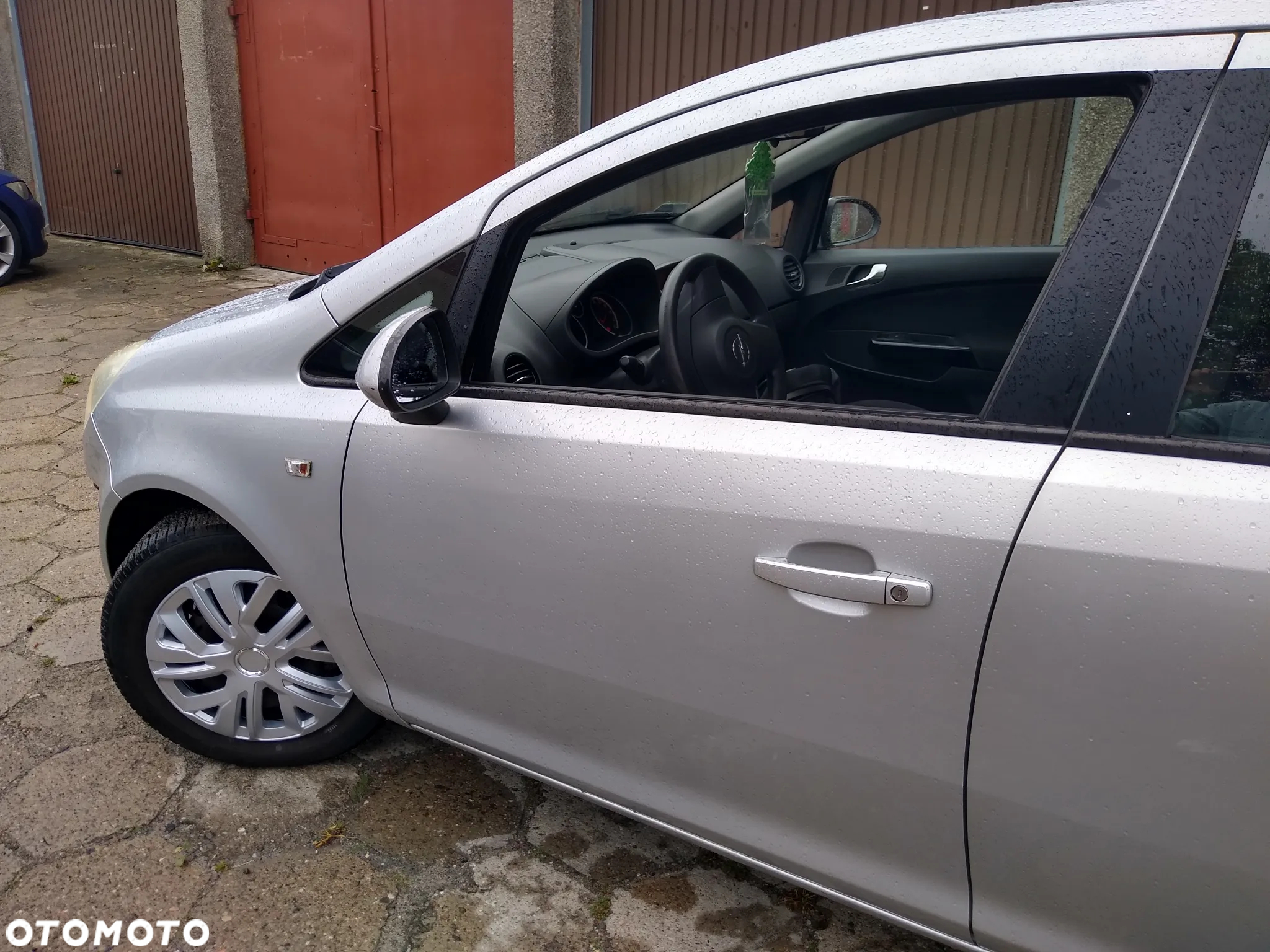 Opel Corsa 1.2 16V Essentia - 12