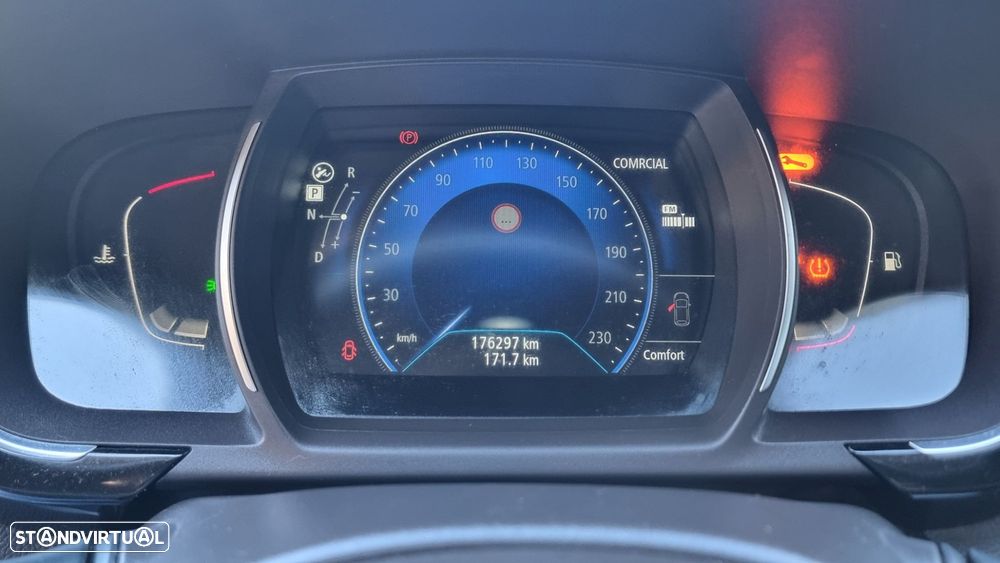 Renault Espace 1.6 dCi Initiale Paris EDC - 28