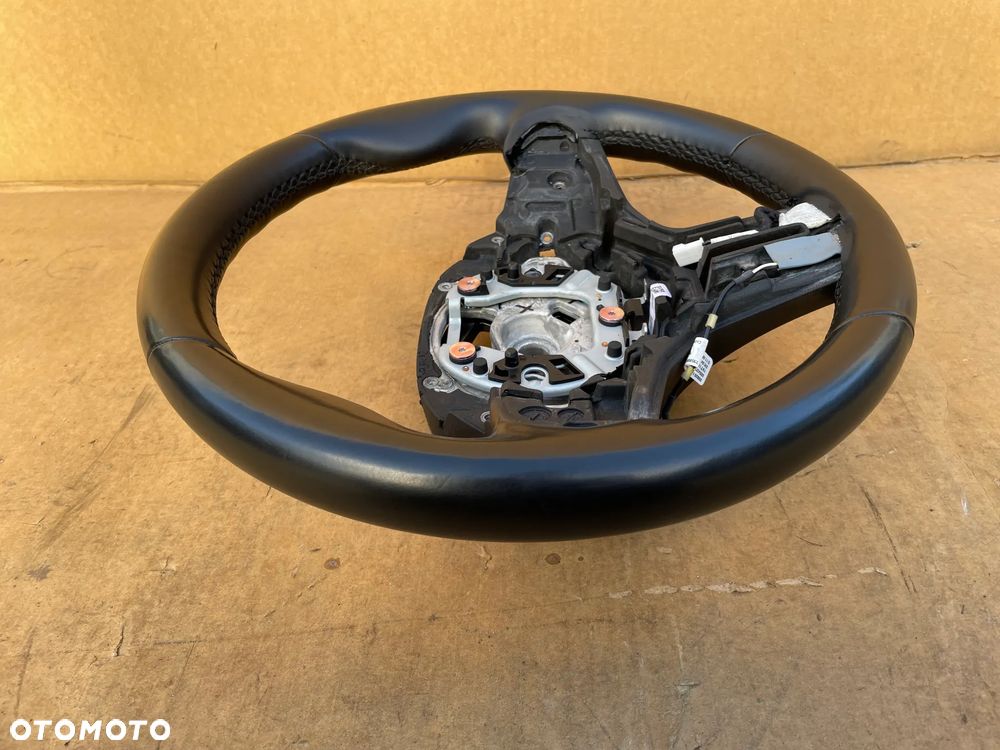 X5 G05 X6 G06 X7 G07 5 G30 G31 7 G11 G12 8 G14 G15 G16 BMW KIEROWNICA SPORTOWA M GRZANA ŁOPATKI - 3