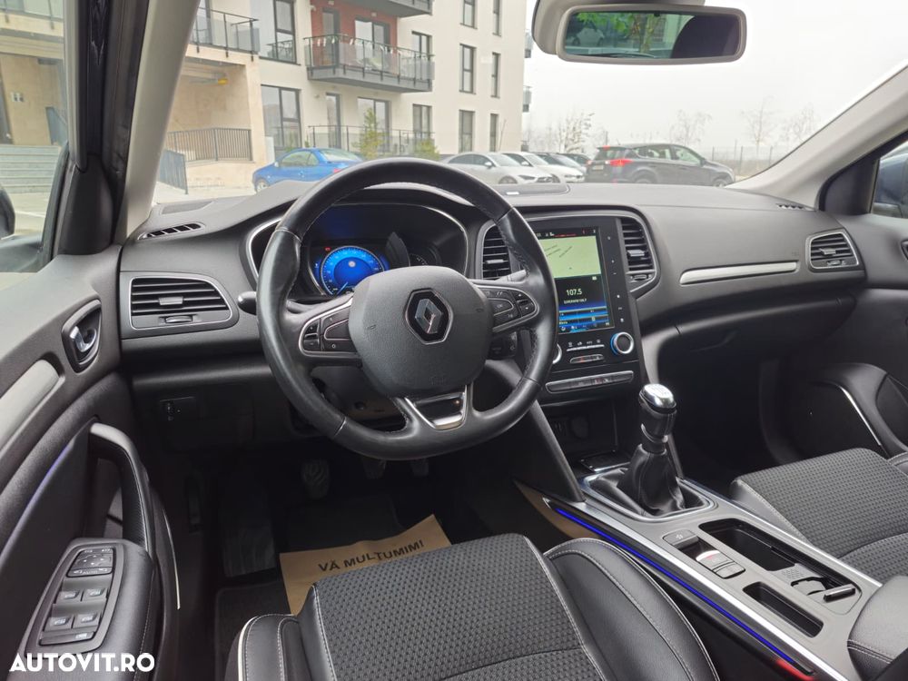 Renault Megane ENERGY dCi 130 BOSE EDITION - 7