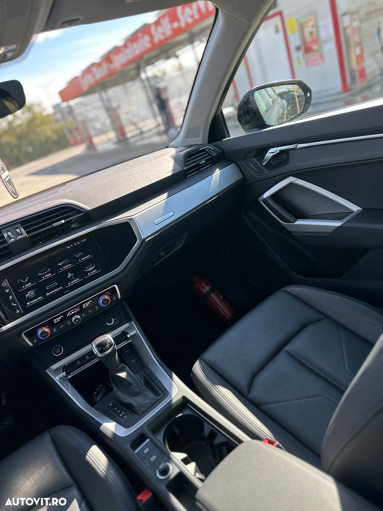 Audi Q3 35 TDI S tronic - 39