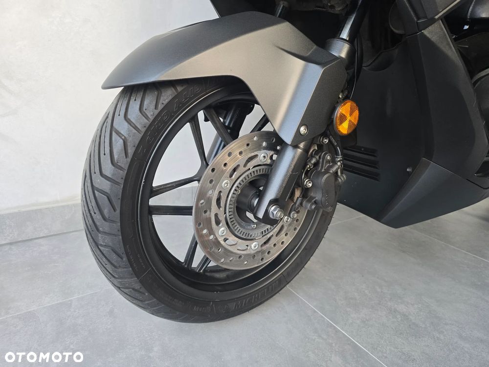 Honda NSS - 23