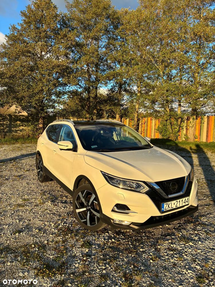 Nissan Qashqai 1.2 DIG-T TEKNA+ - 1