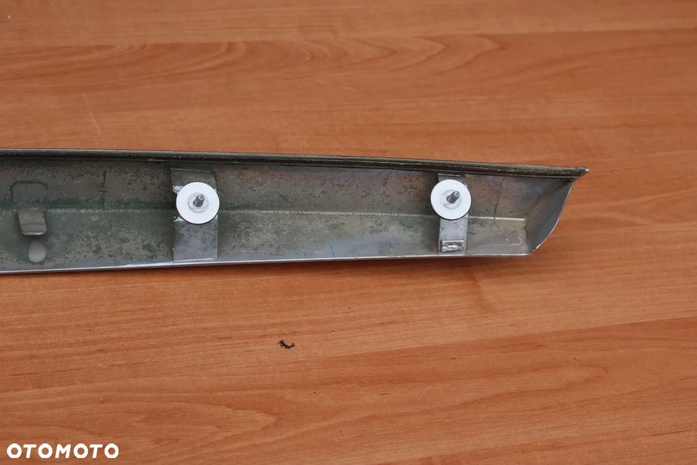 LISTWA BLENDA CHROM KLAPY TYŁ OPEL ASTRA H HATCHBACK 5 DRZWI WSZYSTKIE UCHWYTY - 8