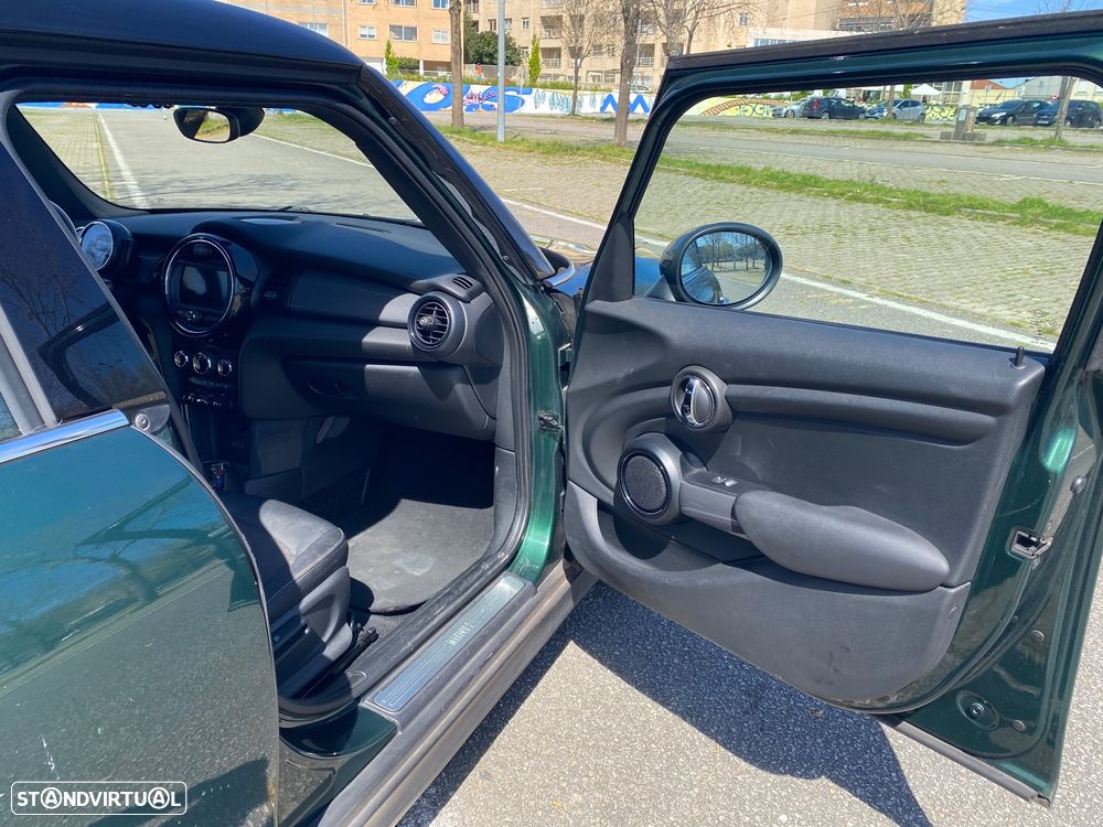 MINI 5 Portas Cooper D - 13