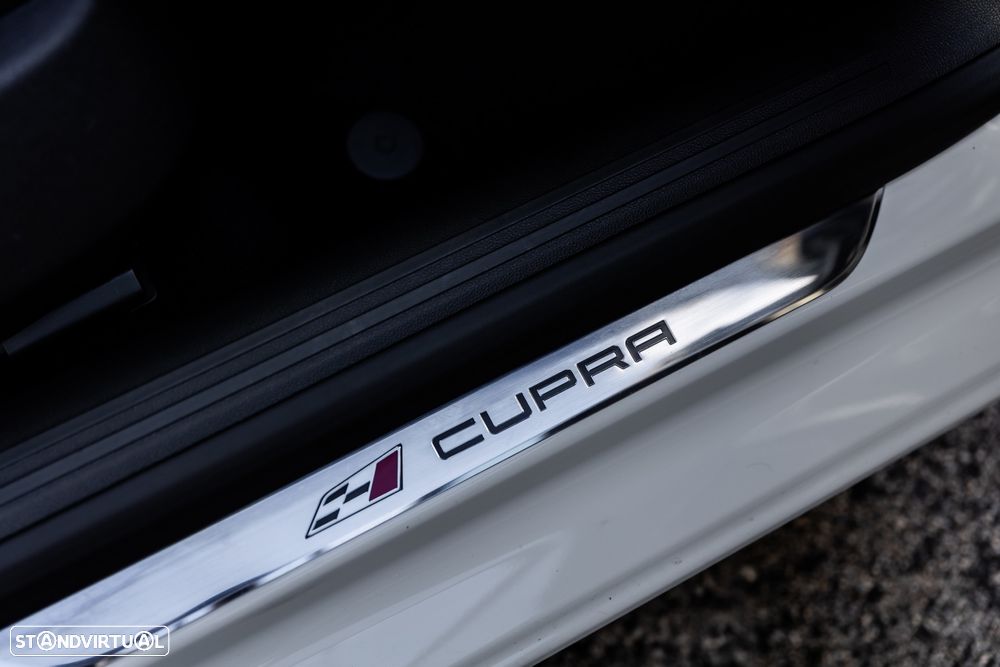 SEAT Leon 2.0 TSI S&S DSG Cupra 300 - 26