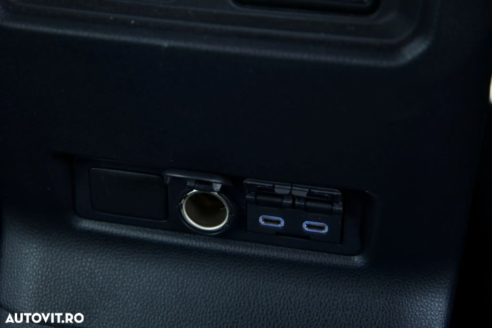 Toyota Land Cruiser - 16