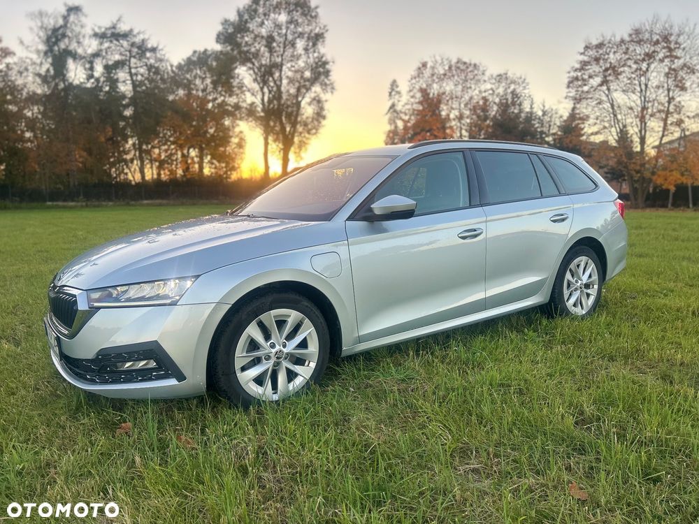 Skoda Octavia 1.4 TSI Plug-In Hybrid Ambition DSG - 1