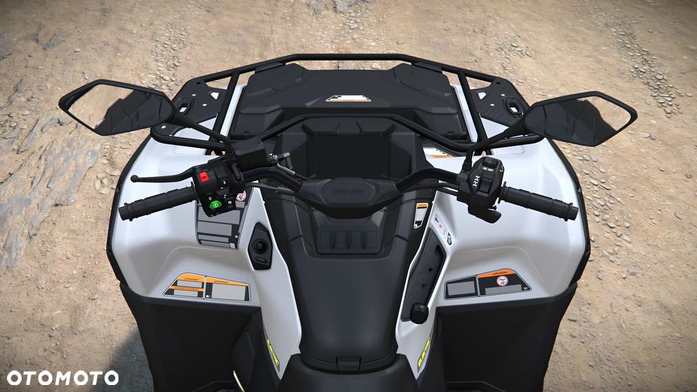 Can-Am Outlander - 8