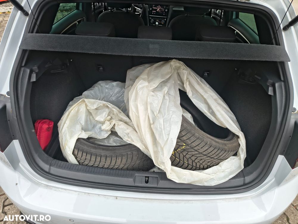 Volkswagen Golf 1.5 TSI DSG Highline - 17