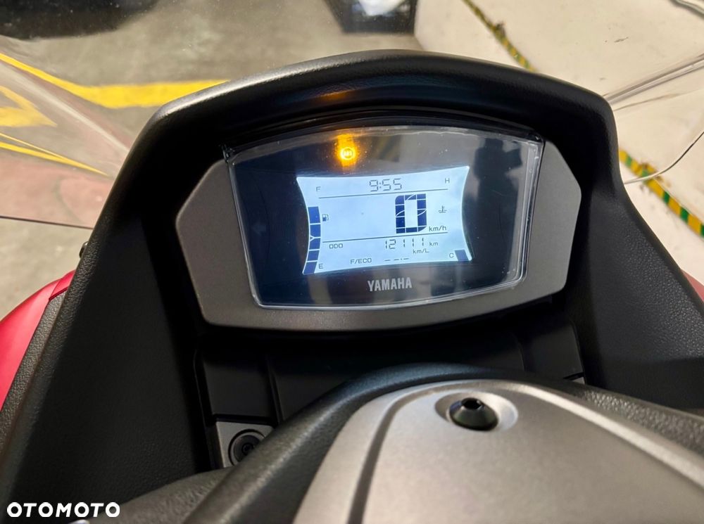 Yamaha NMAX - 3
