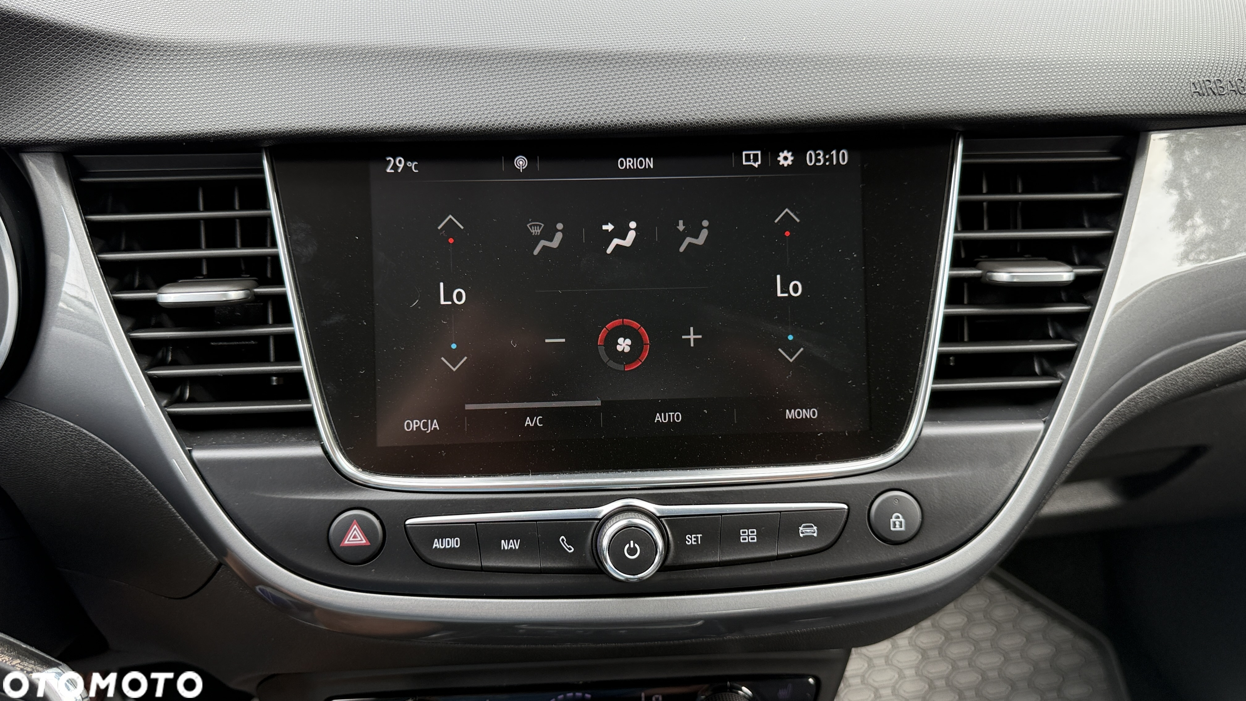 Opel Crossland X - 25