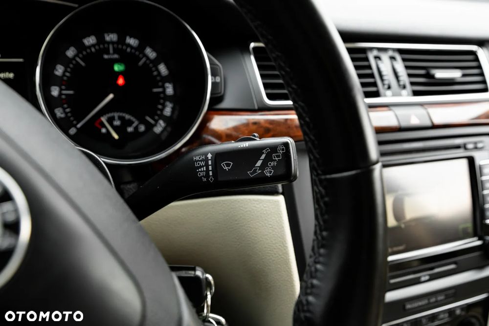 Skoda Superb 3.6 V6 4x4 DSG Elegance - 31