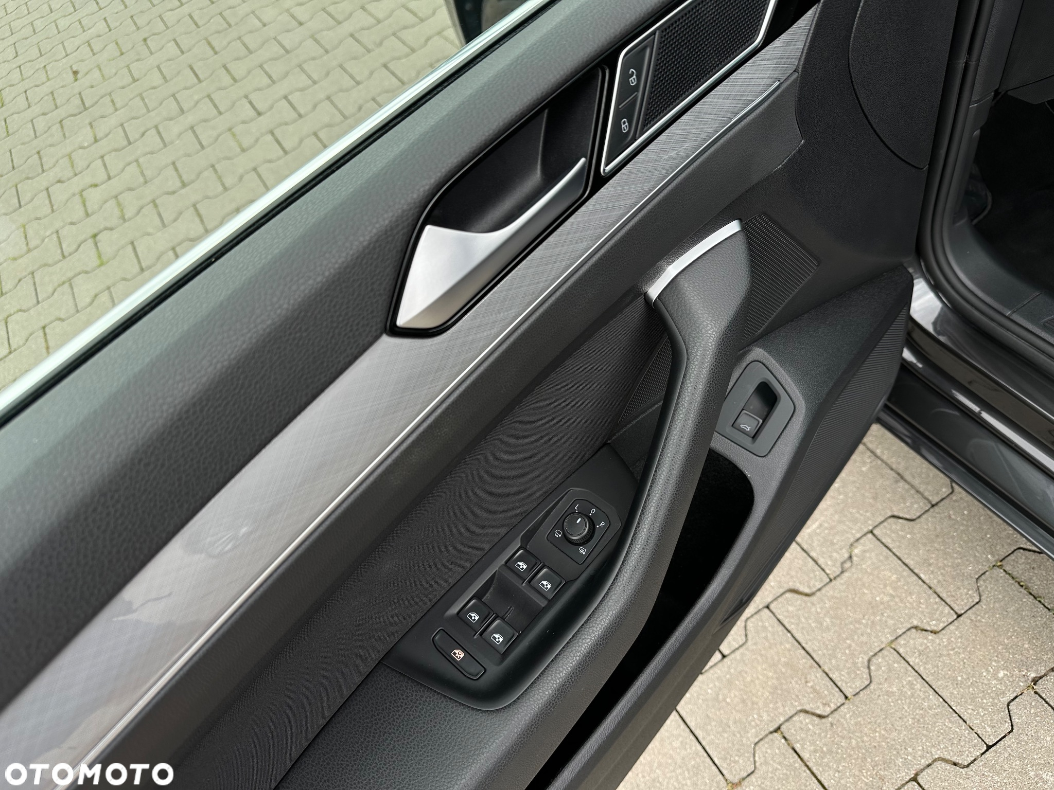 Volkswagen Passat 2.0 TDI BMT Comfortline DSG - 14
