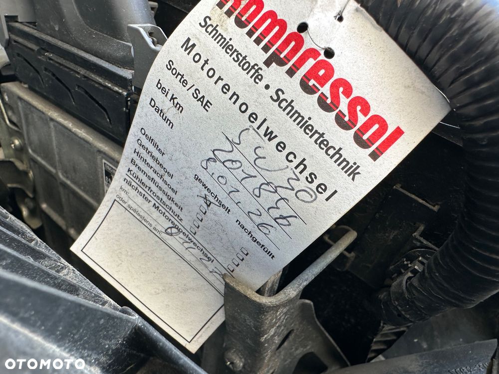 Toyota Avensis 1.6 Luna - 25