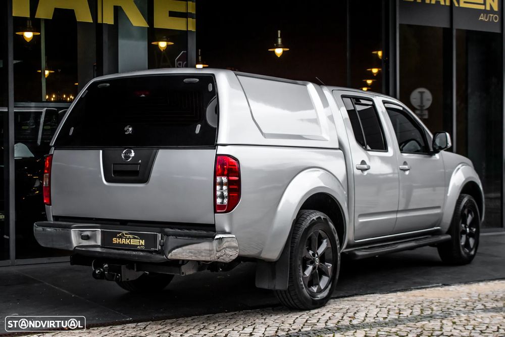 Nissan Navara 2.5 dCi CD SE AT 4WD - 4