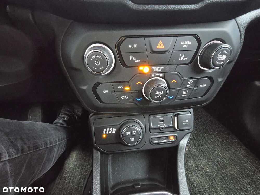 Jeep Renegade 1.3 GSE T4 Turbo PHEV 4xe Limited S&S - 23