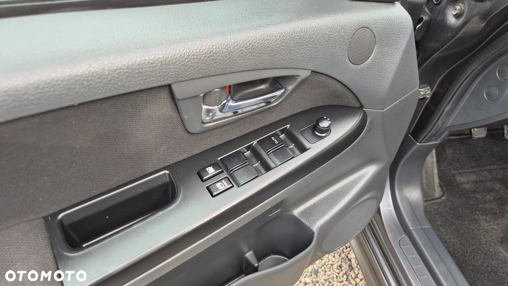 Suzuki SX4 1.6 VVT Streetline 4x2 Club - 15