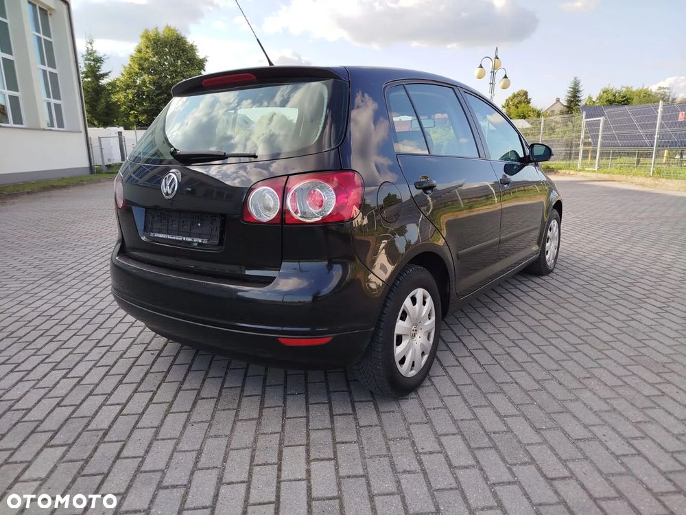 Volkswagen Golf Plus - 8