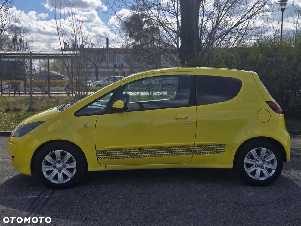 Mitsubishi Colt - 9