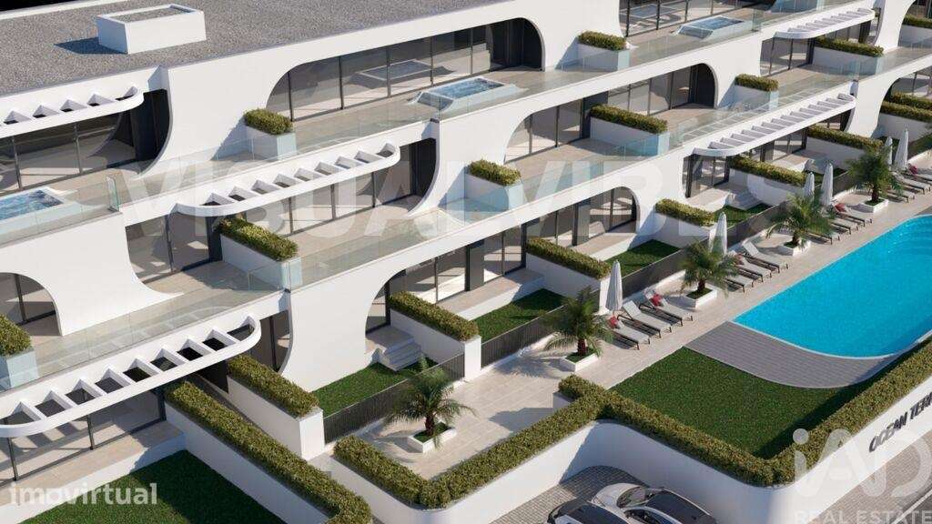 Apartamento T3 em Funchal (Santa Luzia) de 151,00 m2 - Grande imagem: 2/6