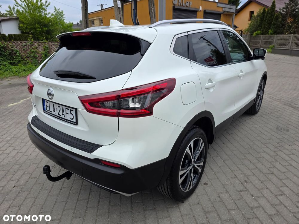Nissan Qashqai 1.6 DIG-T N-Connecta - 38