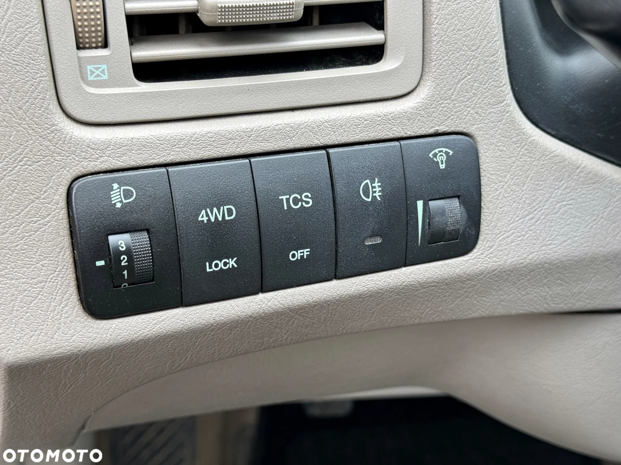 Hyundai Tucson 2.0 4WD GLS - 10