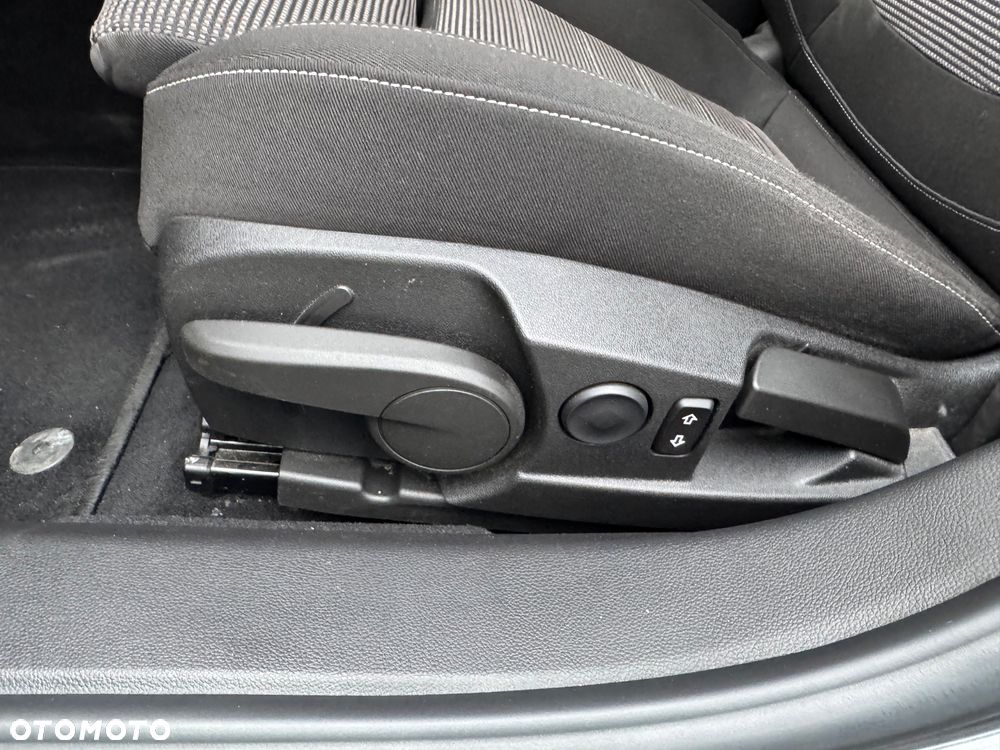 Opel Insignia 2.0 CDTI automatik Innovation - 27