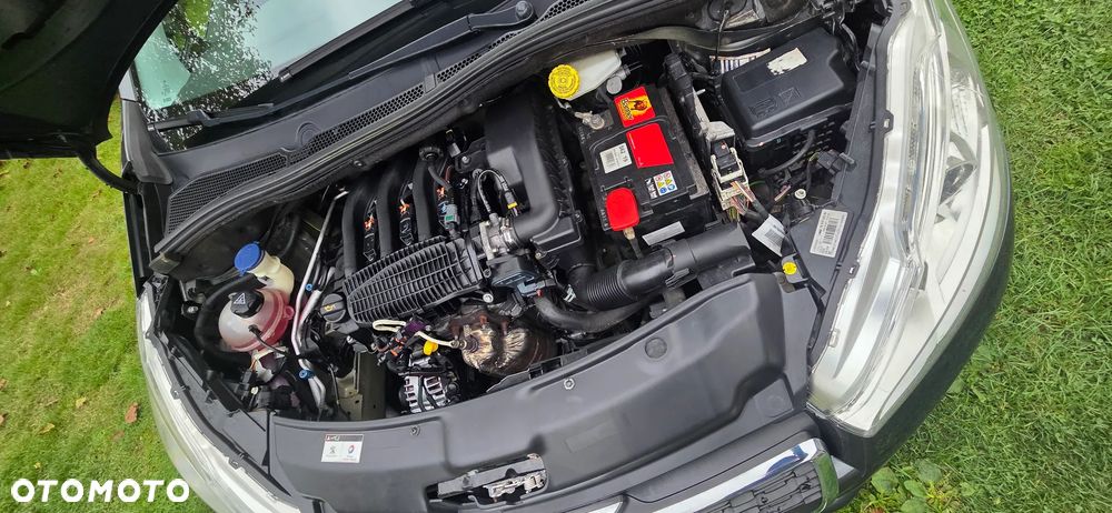 Peugeot 208 1.2 PureTech Active - 10