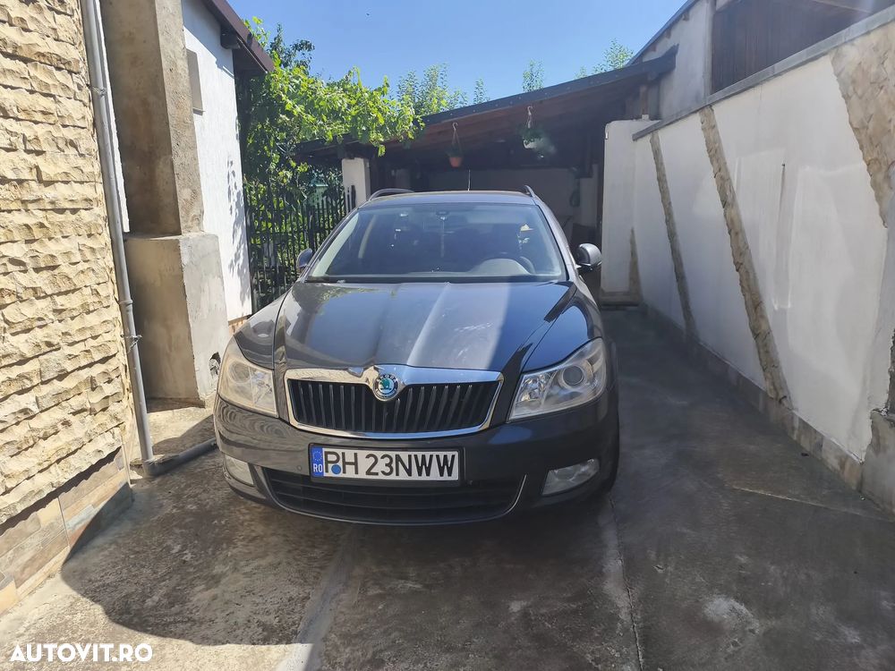 Skoda Octavia 1.6 TDI DPF Elegance - 1