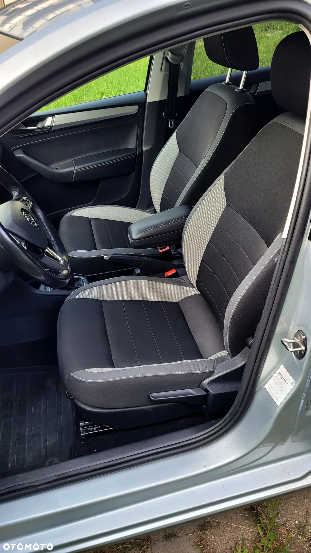 Skoda RAPID 1.0 TSI Style - 23